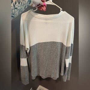 Francesca’s Cozy Colorblock Waffle Knit Sweater - White & Gray - Size L